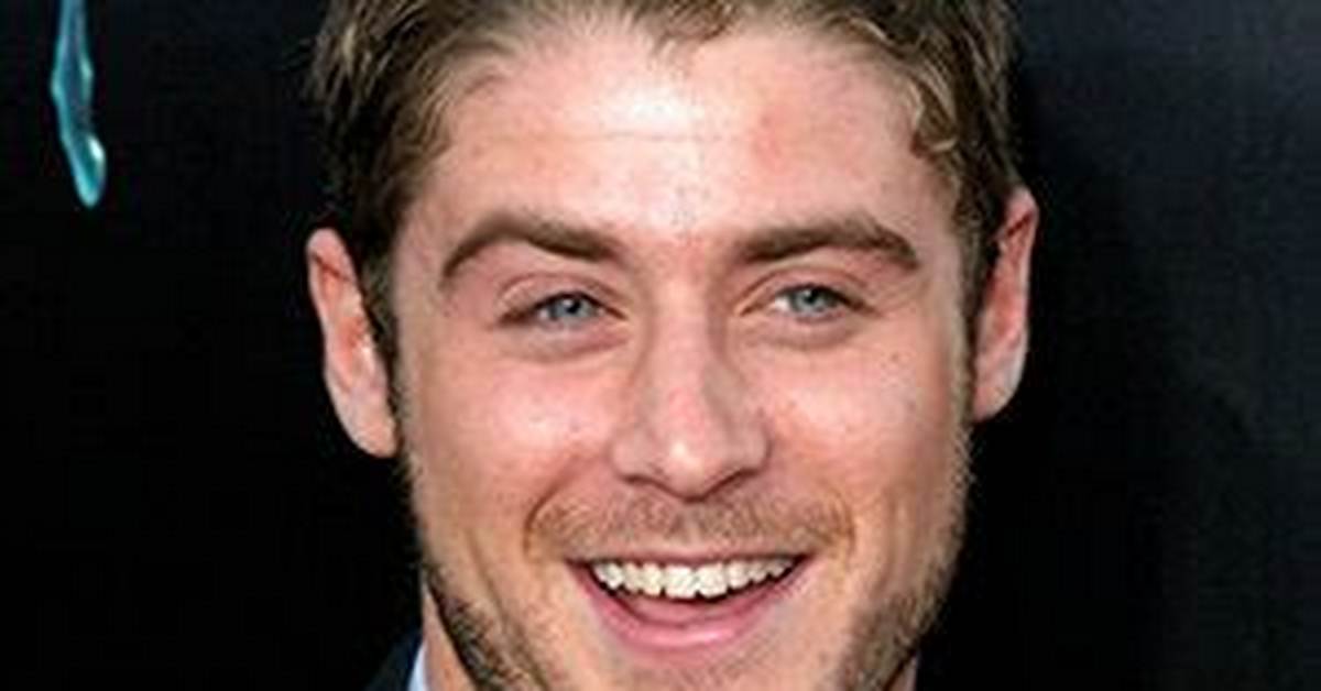 Jon Abrahams Wiki: Gay, Wife, Dating, Partner, Height, Net Worth