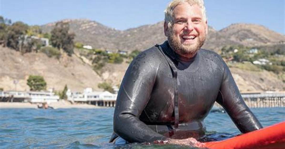 Jonah Hill Responds to Signs Saying He ‘Ruined Surfing’