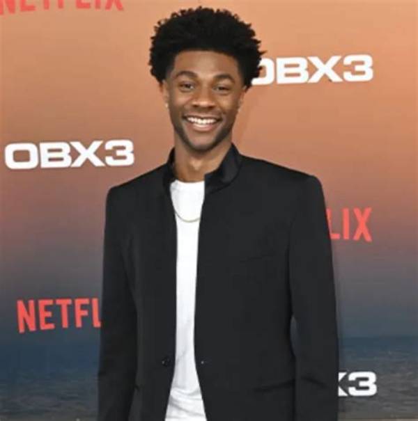 Jonathan Bray Height, Weight, Net Worth, Age, Wiki, Who, Instagram, Biography