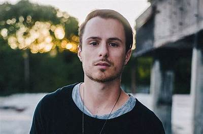 Josh Farro Bio (Wiki)