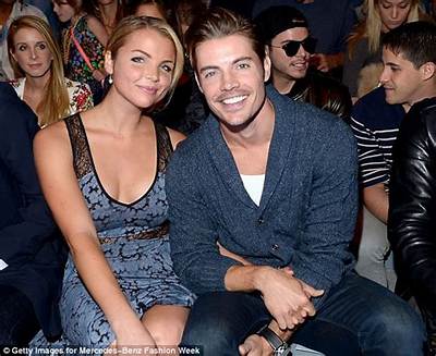 Josh Henderson Married, Wife, Girlfriend, Dating, Gay, Net Worth