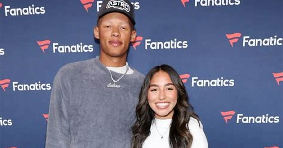 Joshua Dobbs Reveals His Girlfriend Picture Through Instagram: Parents & Net Worth
