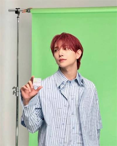 Joshua Hong - Age, Family, Bio