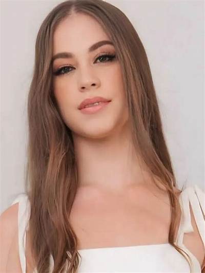 Josie Muffley Height, Weight, Net Worth, Age, Birthday, Wikipedia, Who, Nationality, Biography