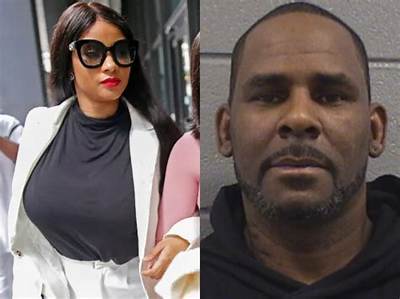 Joycelyn Savage Reveals Pregnancy for R. Kelly: “Robert Is Extremely Excited”