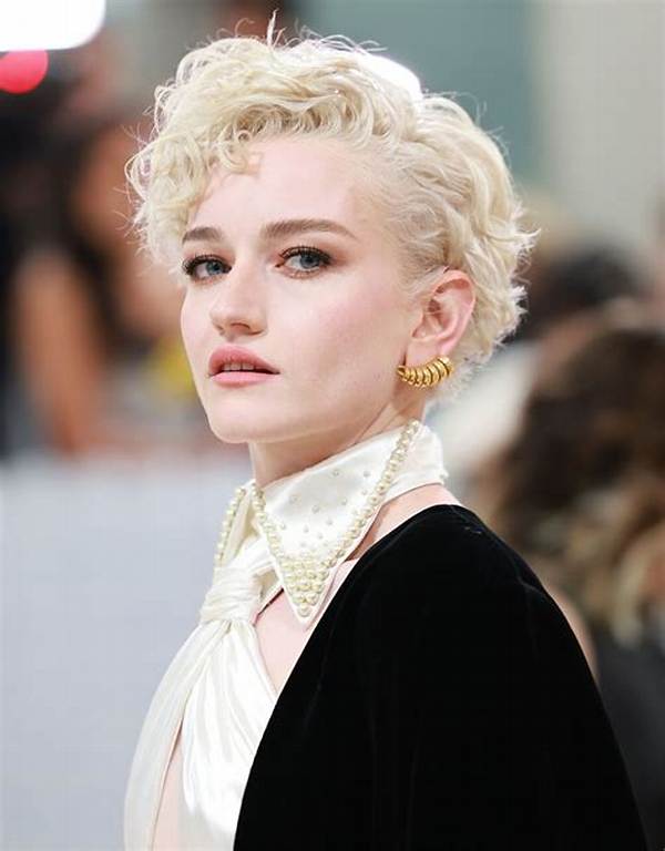 Julia Garner Bio (Wiki)