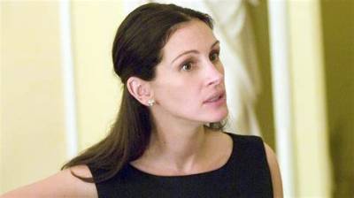 Julia Roberts Finds It Distracting When Celebrities Talk Politics or Religion