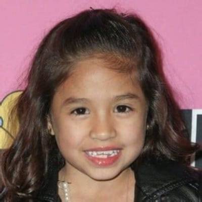 Julianna Gamiz - Age, Family, Bio