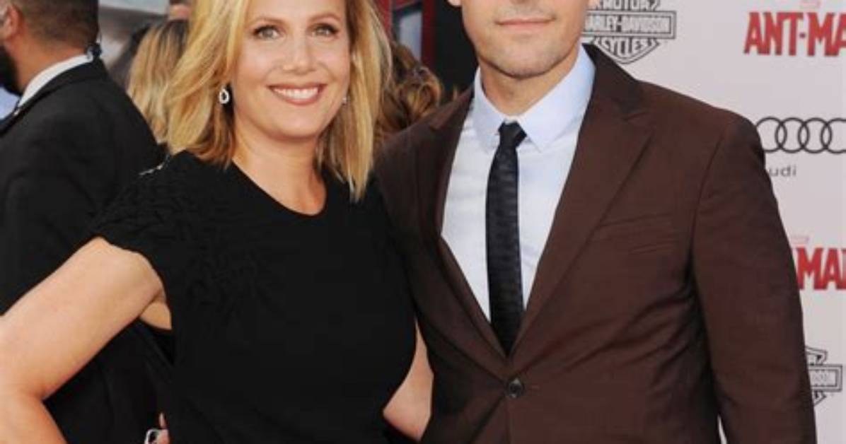 Julie Yaeger Bio (Wiki)