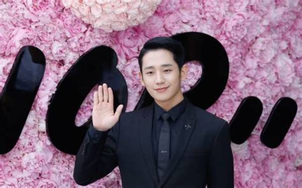 Jung Hae-in Height, Weight, Net Worth, Age, Birthday, Wikipedia, Who, Instagram, Biography
