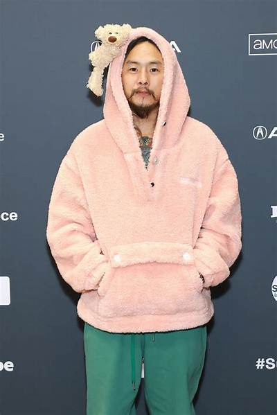 Justin Chon Net Worth - Wiki, Age, Weight and Height, Relationships, Family, and More