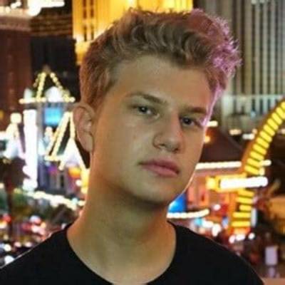 Justin Roberts (Youtube Star) - Age, Family, Bio