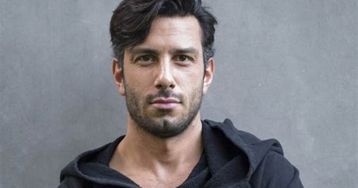 Jwan Yosef Bio (Wiki)
