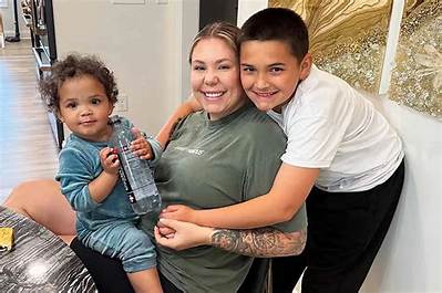 Kailyn Lowry Lets Her Son Play Drinking Games