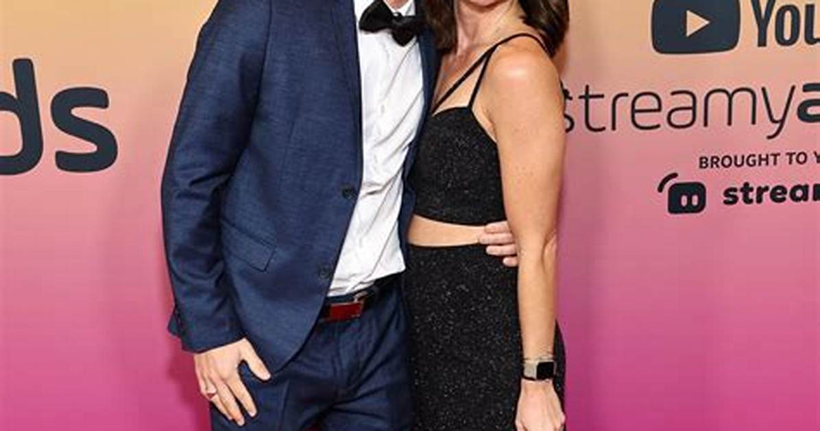 Kara and Nate - Members, Ages, Trivia