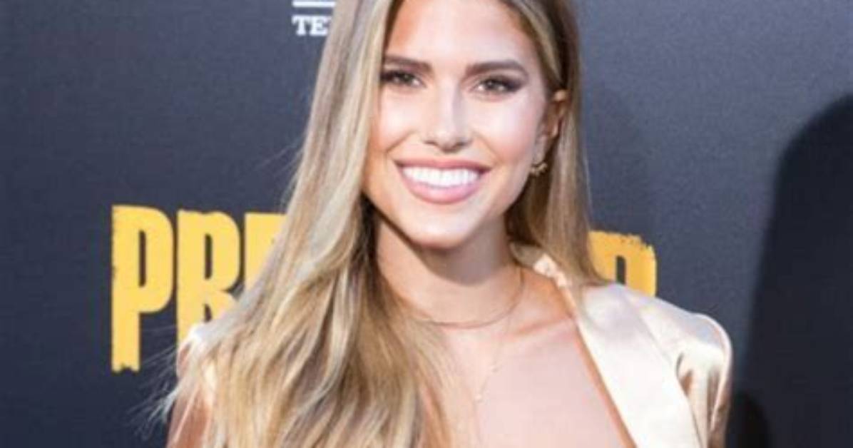 Kara Del Toro Biography: Is She Married? Find out Her Boyfriend, Family, Net Worth