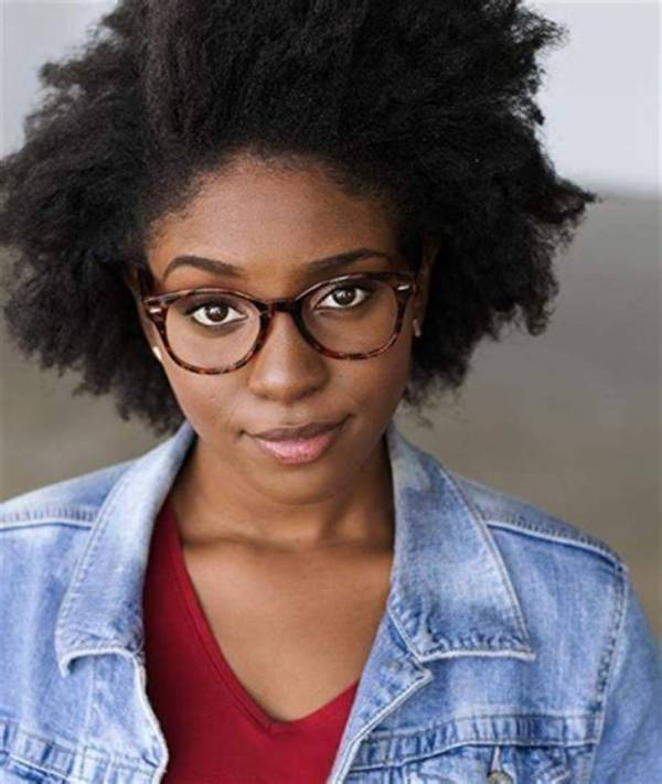 Karen Obilom - Age, Family, Bio
