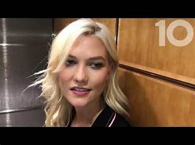 Karlie Kloss Was Very Careful When Answering Some Questions About Taylor Swift