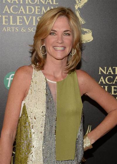 Kassie Depaiva Net Worth - Wiki, Age, Weight and Height, Relationships, Family, and More