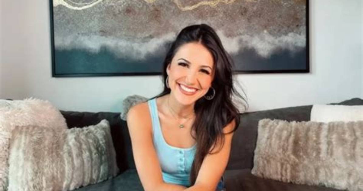 Kat Stickler - Age, Family, Bio