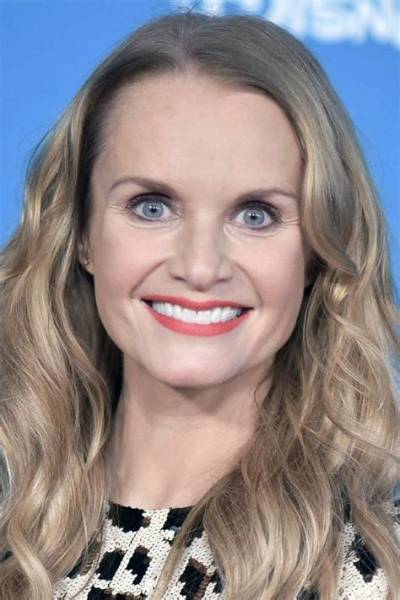 Kate Reinders Bio (Wiki)