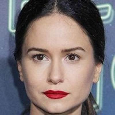 Katherine Waterston Highlights | Famous Birthdays