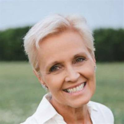 Kathy Lombardi - Trivia, Family, Bio