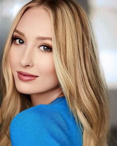 Kayla Radomski Height, Weight, Net Worth, Age, Birthday, Wikipedia, Who, Nationality, Biography