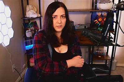Keffals Cocaine Addiction Allegations, True or False – Twitch Drama and Gofundme Details