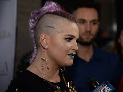Kelly Osbourne Shaves Head, Rocks New Mohawk Style