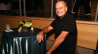 Kelsey Grammer Suffers a Heart Attack