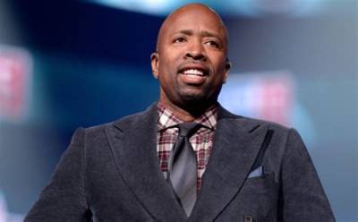 Kenny Smith Bio (Wiki)