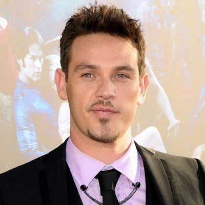 Kevin Alejandro Wiki, Age, Net Worth, Girlfriend, Family, Biography & More
