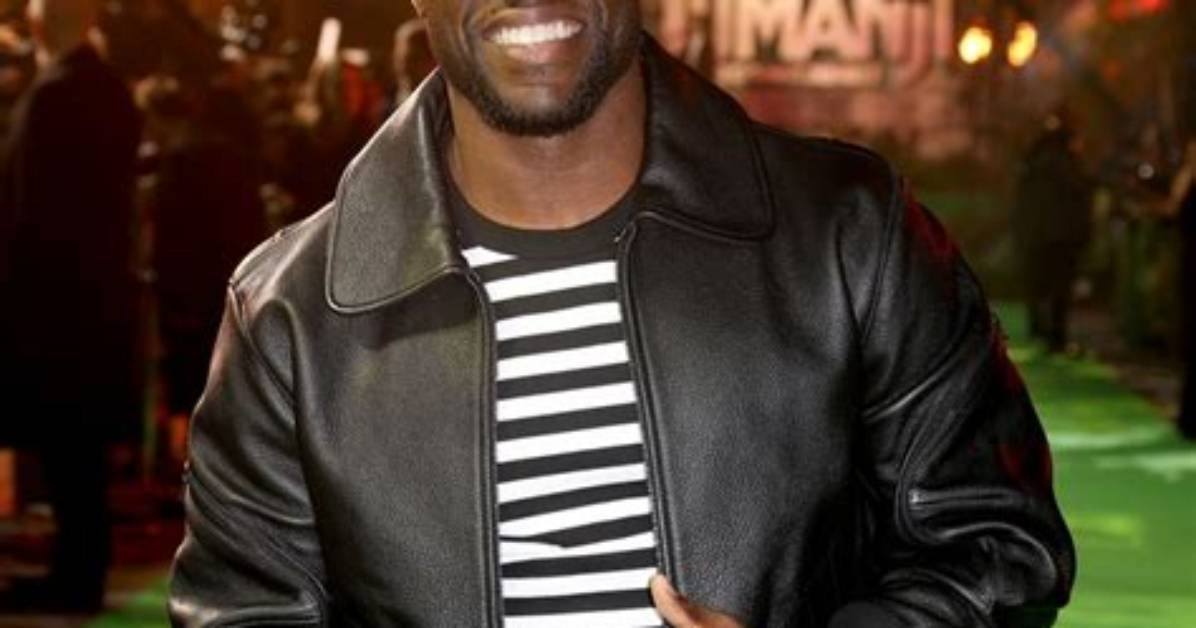 Kevin Hart Got Really Drunk and Tried to Crash the Stage at the Super Bowl