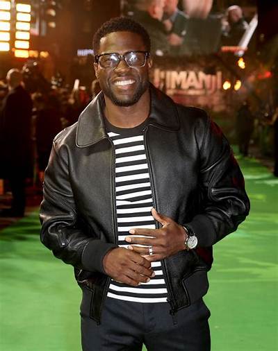 Kevin Hart Got Really Drunk and Tried to Crash the Stage at the Super Bowl