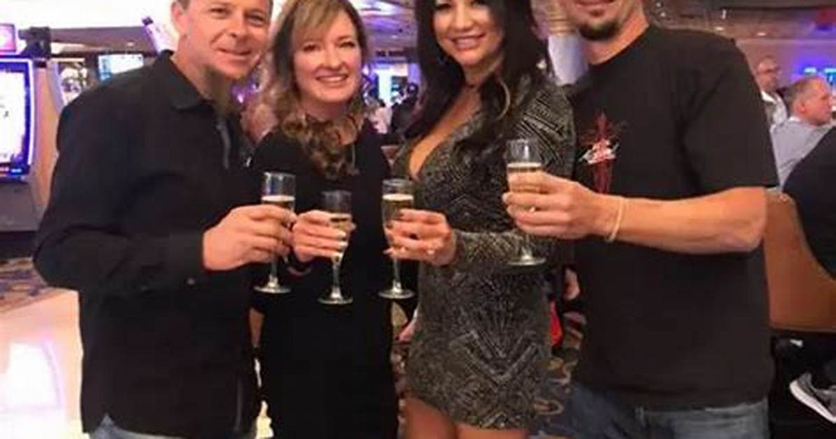 Kevin Schiele Proposed to His Wife Melanie at the Sema Show in 2018
