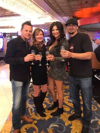 Kevin Schiele Proposed to His Wife Melanie at the Sema Show in 2018