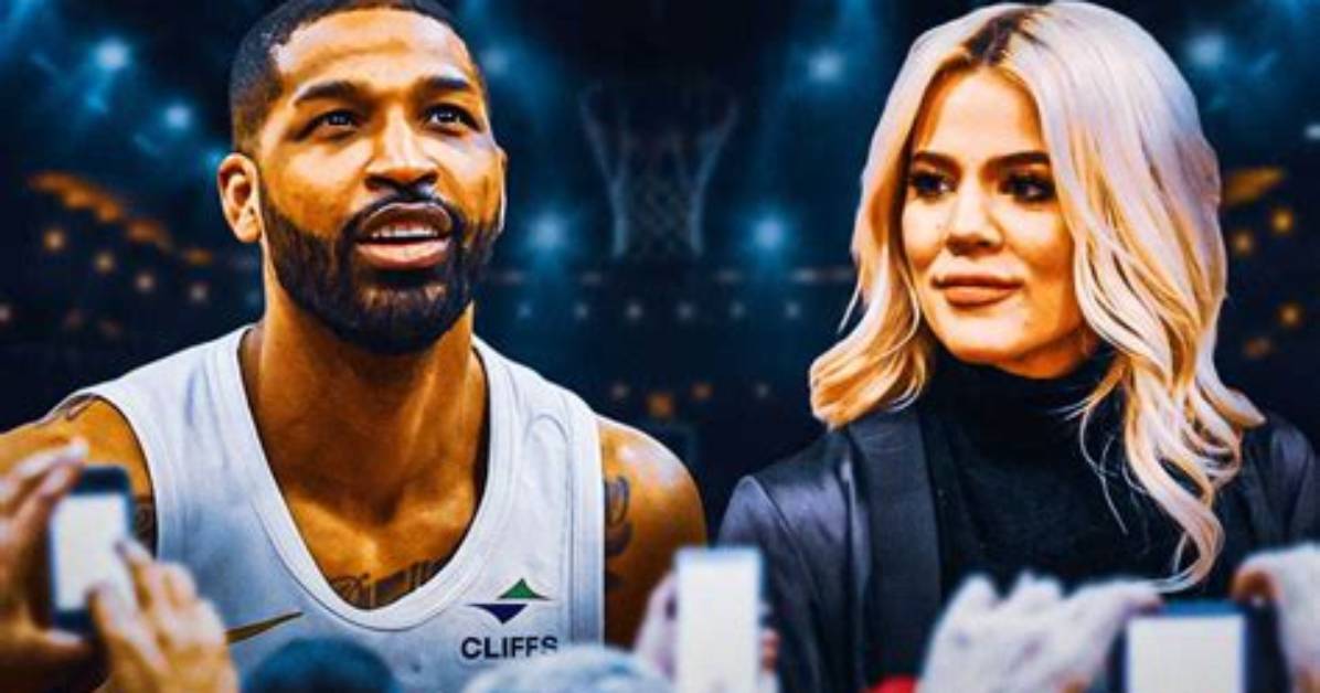 Khloe Kardashian Claps Back at Someone Criticizing Her Latest Alien-Like Face