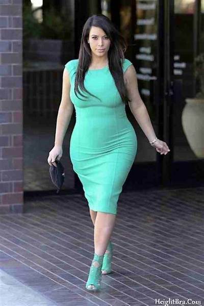 Kim Kardashian Measurements: Weight, Height, Shoe Size
