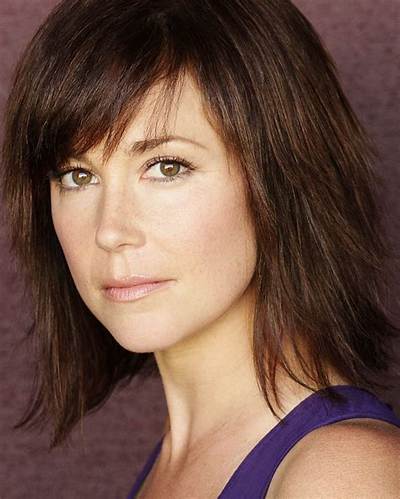 Kim Rhodes Bio (Wiki)