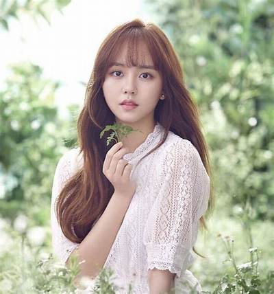 Kim So-Hyun Bio (Wiki)