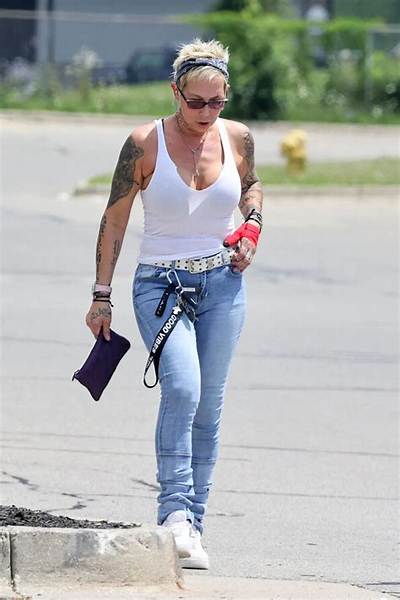 Kimberley Anne Scott Height, Weight, Net Worth, Age, Birthday, Wikipedia, Who, Nationality, Biography