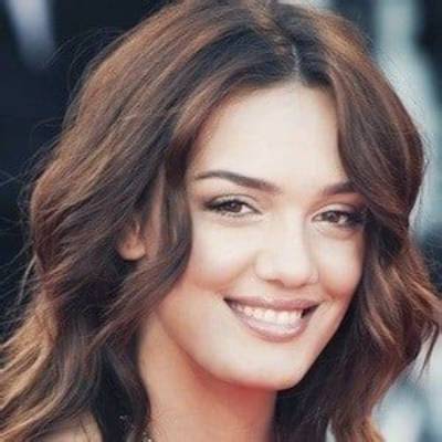 Klaudia Pepa - Age, Family, Bio
