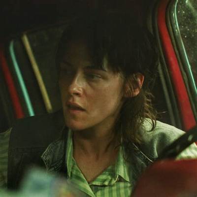 Kristen Stewart’s “Affected Emo Shtick” Has Gotten Tired, Says Vanity Fair