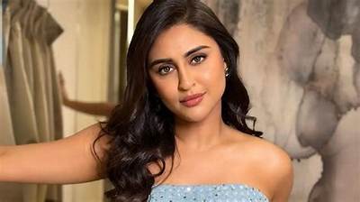 Krystle D’souza Height, Age, Boyfriend, Biography, Wiki, Net Worth