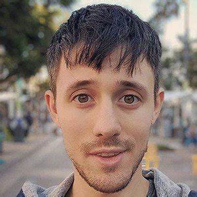 Kurt Hugo Schneider - Age, Family, Bio