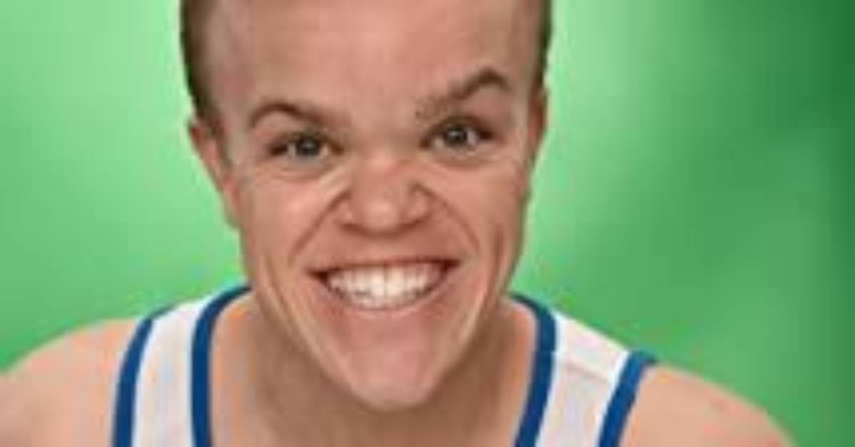 Kyle Pacek Height, Weight, Net Worth, Age, Birthday, Wikipedia, Who, Instagram, Biography