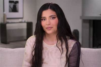Kylie Jenner Says She Was ‘More Present’ During Birth and ‘Less Stressed’ After Baby No. 2