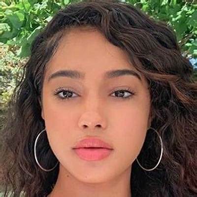Lala Aguirre - Age, Family, Bio