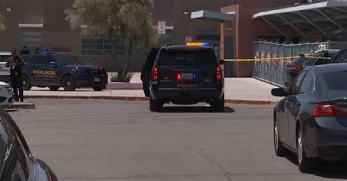 Las Vegas Elementary School Teacher Stabbed to Death by Madman with a Kitchen Knife